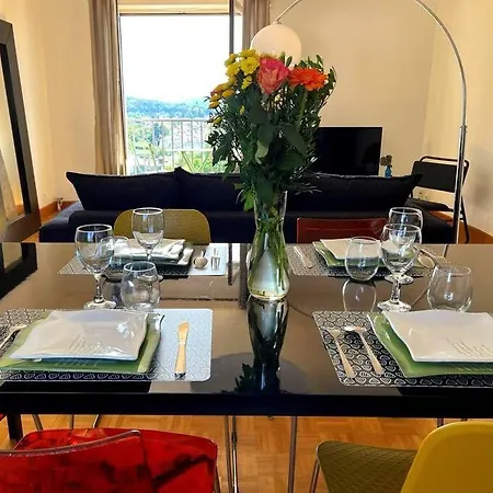 Centre Vue Sur Les Pyrenees Pour 2 Nuits Au Minimum アパート