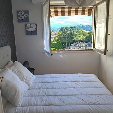 Centre Vue Sur Les Pyrenees Pour 2 Nuits Au Minimum アパート