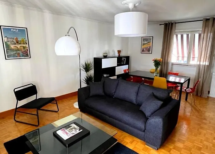 Apartment Centre Vue Sur Les Pyrenees Pour 2 Nuits Au Minimum Pau