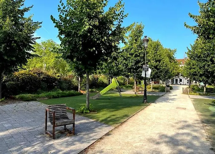 Apartment Centre Vue Sur Les Pyrenees Pour 2 Nuits Au Minimum